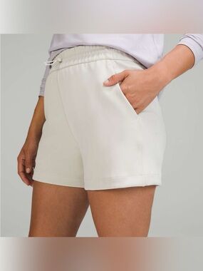 Lululemon Softstreme High-Rise Short White Opal size 10